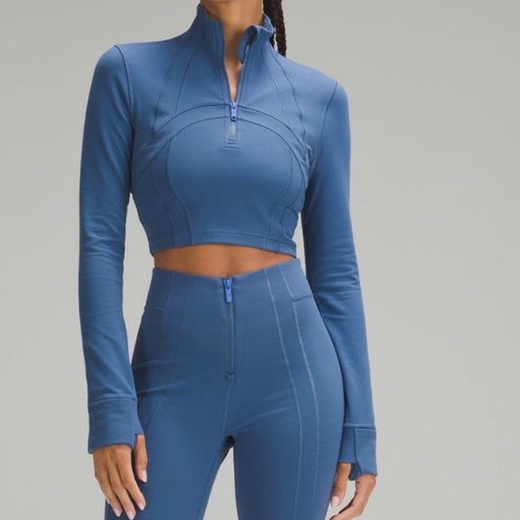 lululemon athletica Tops - EUC Lululemon Define Cropped Half Zip *Luon Pitch Blue